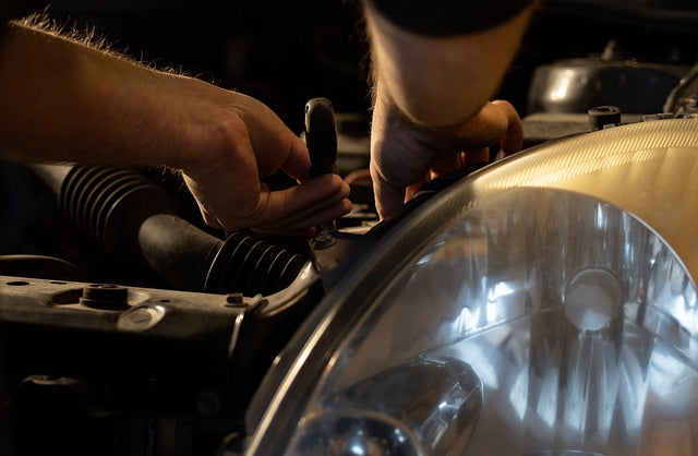 How to Maintain Your Car Engine - Fuel System Cleaning